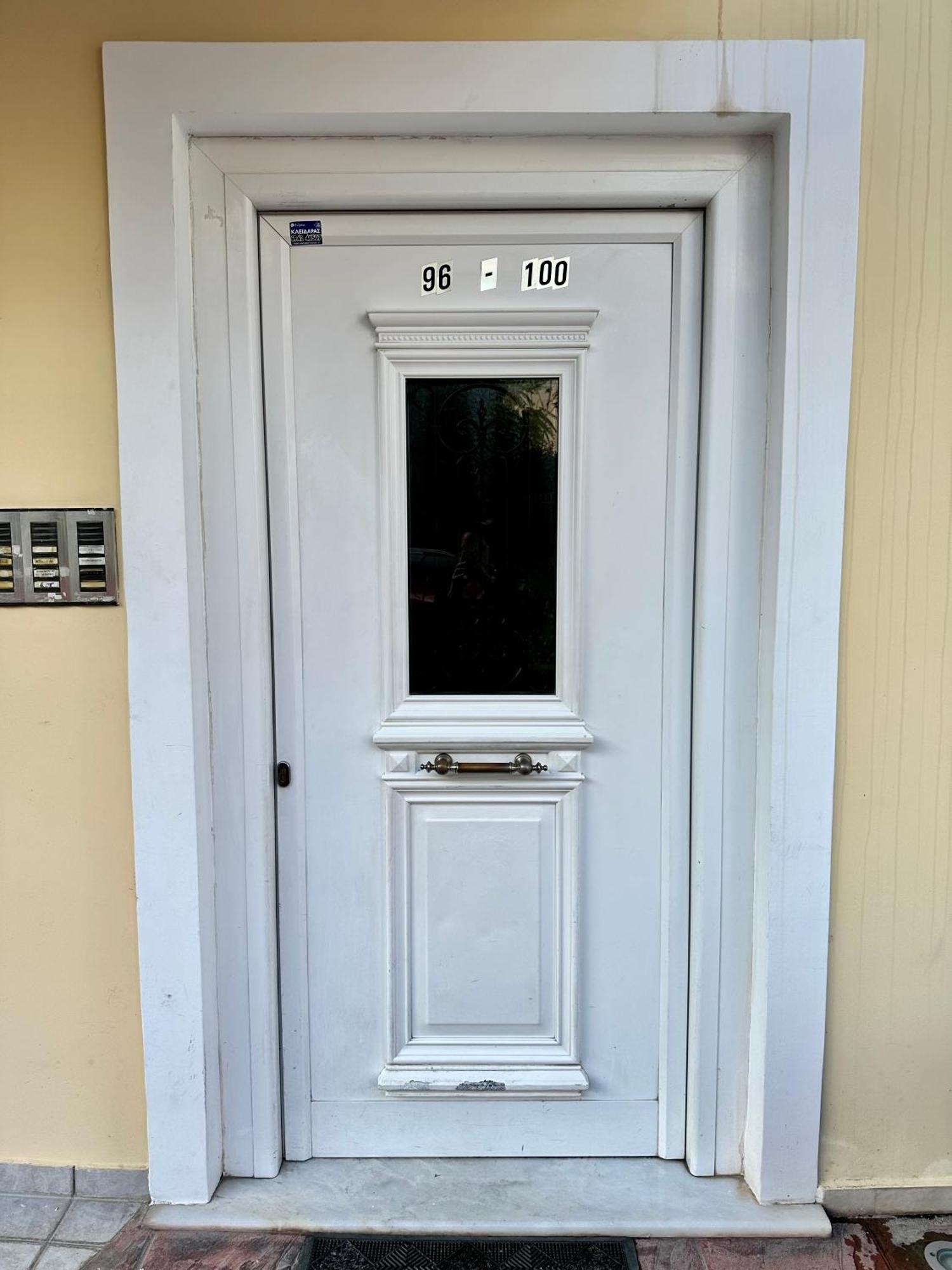 City Centre Apartment Patras Exterior foto